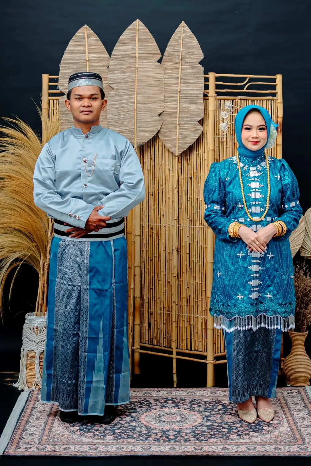 Anwar & Dian A10