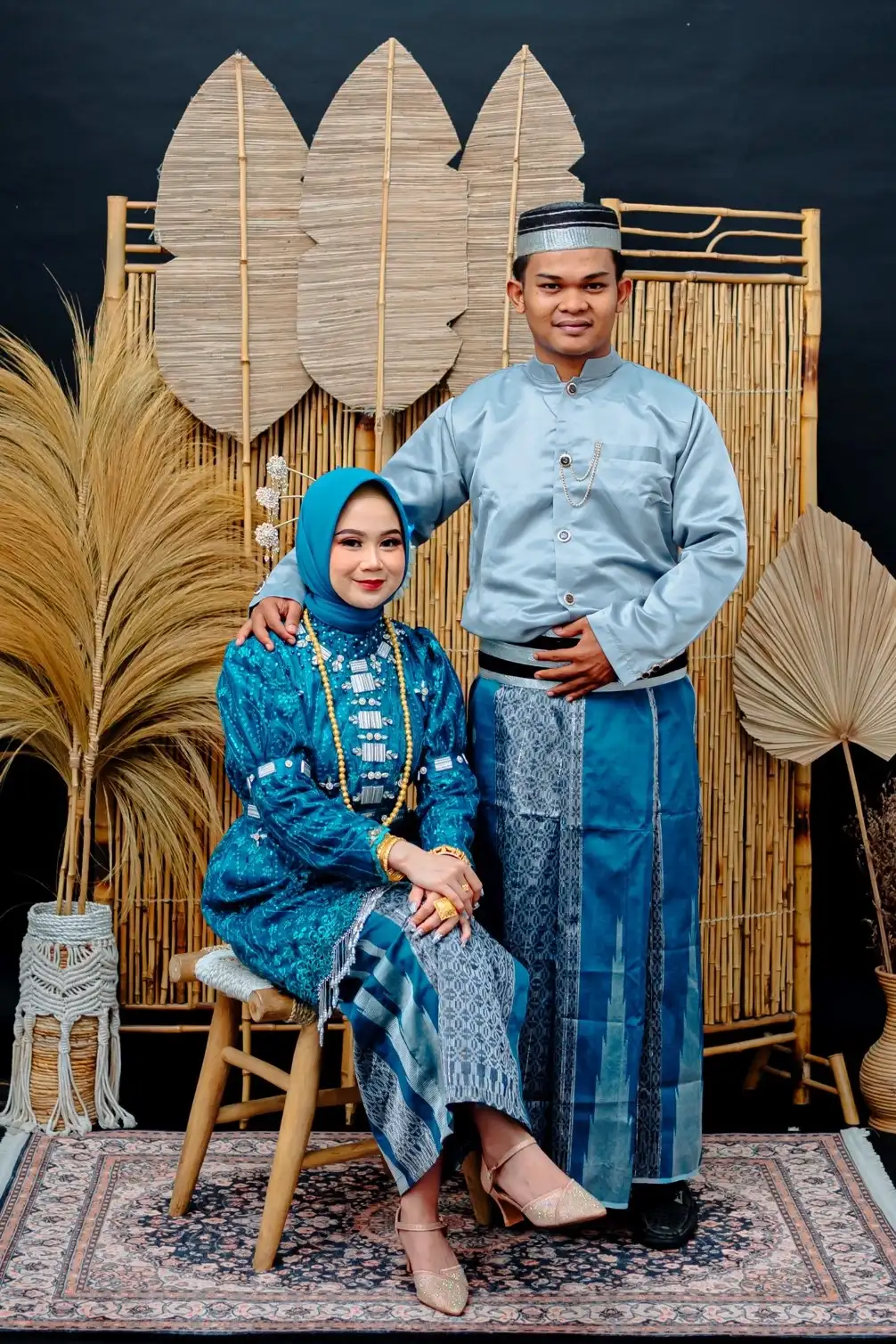 Anwar & Dian A12