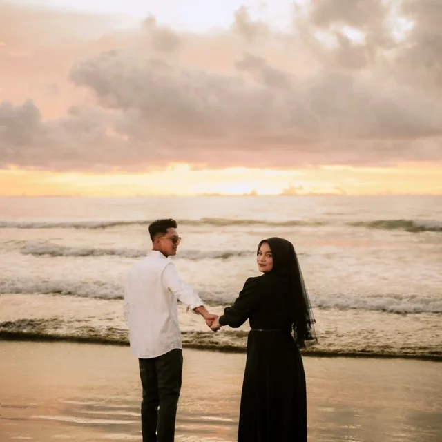 Ari & Anggi 1